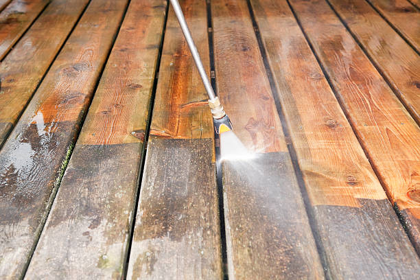 Best Gutter Cleaning  in Three Rivers, CA